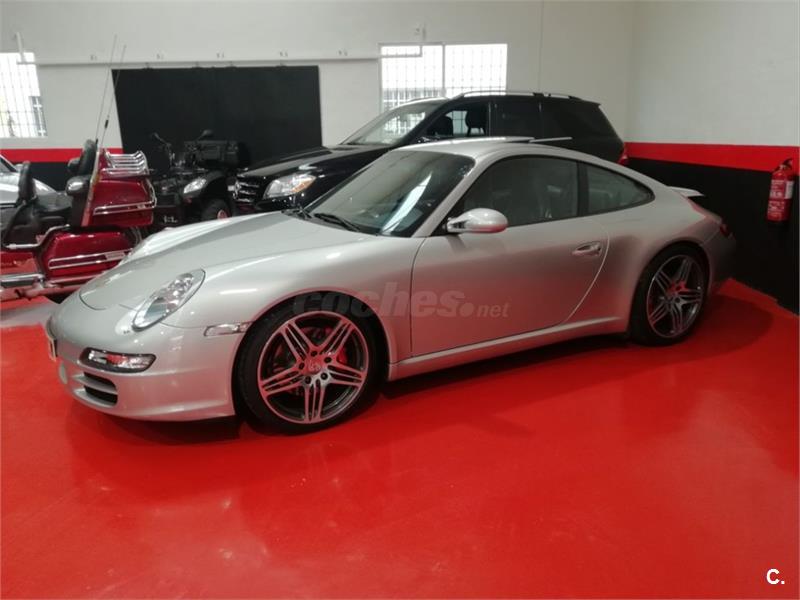 PORSCHE – 911 Carrera 2