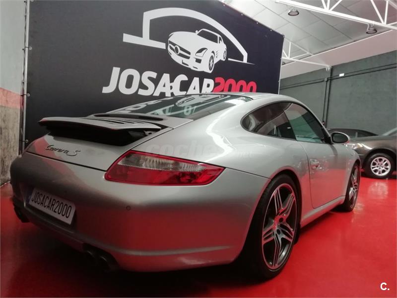 PORSCHE – 911 Carrera 2